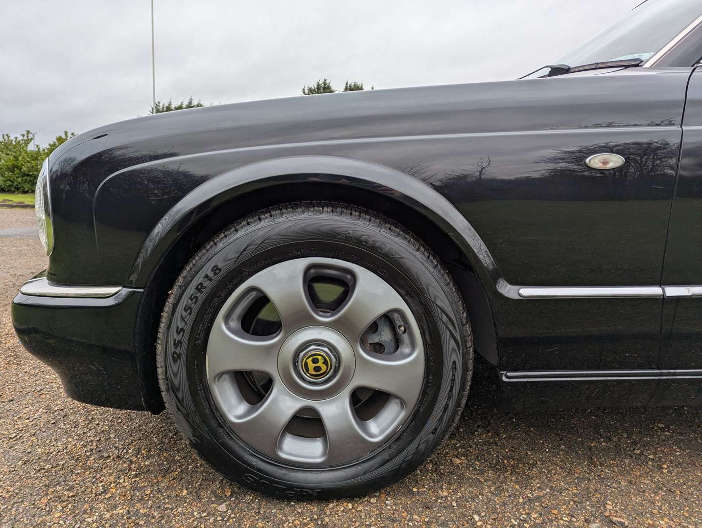 <p>2001 BENTLEY ARNAGE RED LABEL</p>