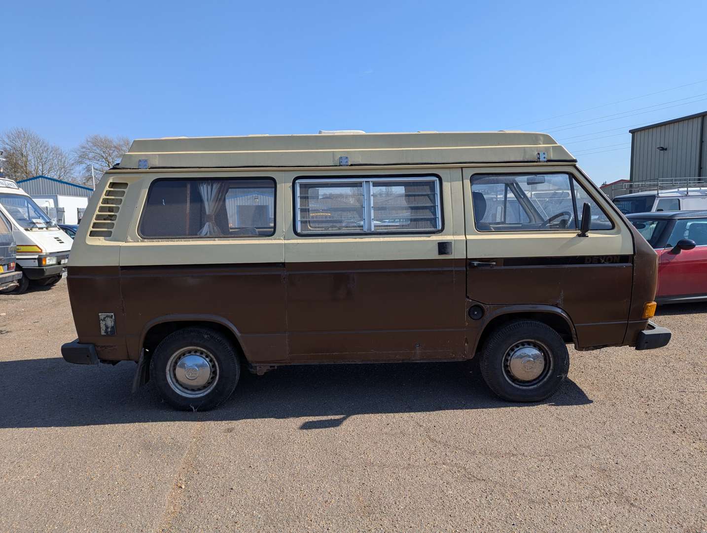 <p>1981 VW T25 CAMPER</p>