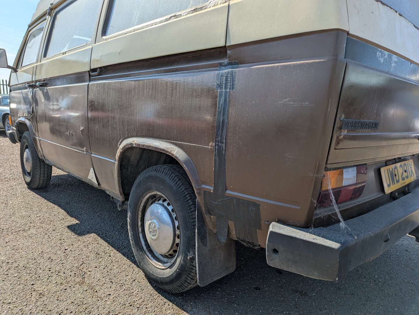 <p>1981 VW T25 CAMPER</p>