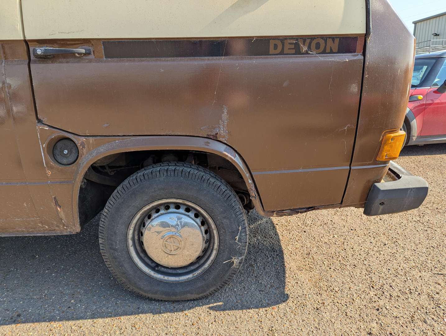 <p>1981 VW T25 CAMPER</p>