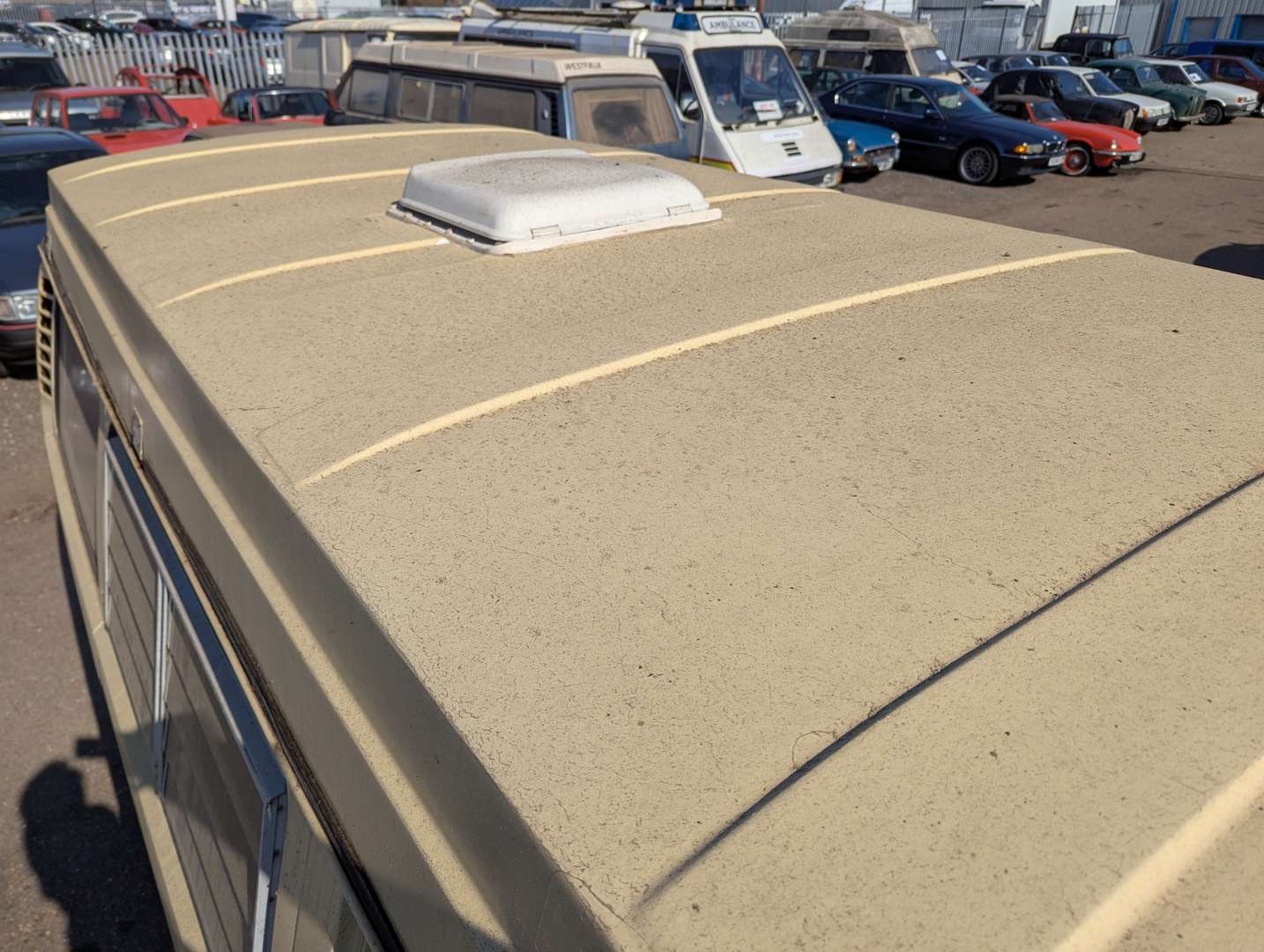 <p>1981 VW T25 CAMPER</p>