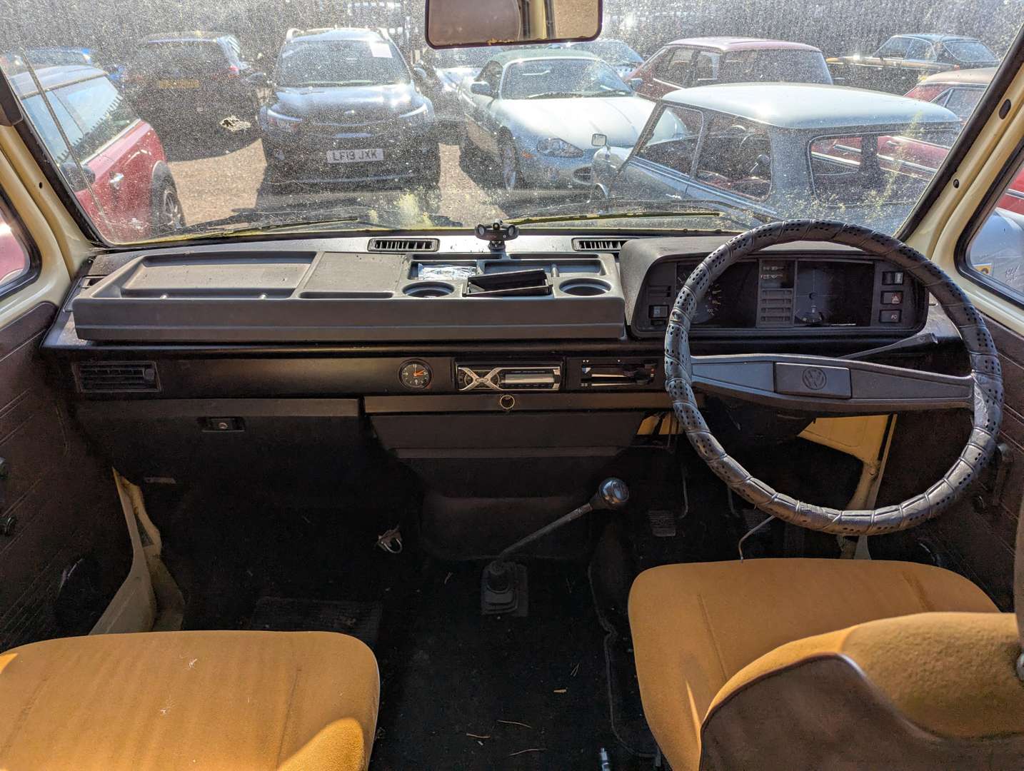 <p>1981 VW T25 CAMPER</p>
