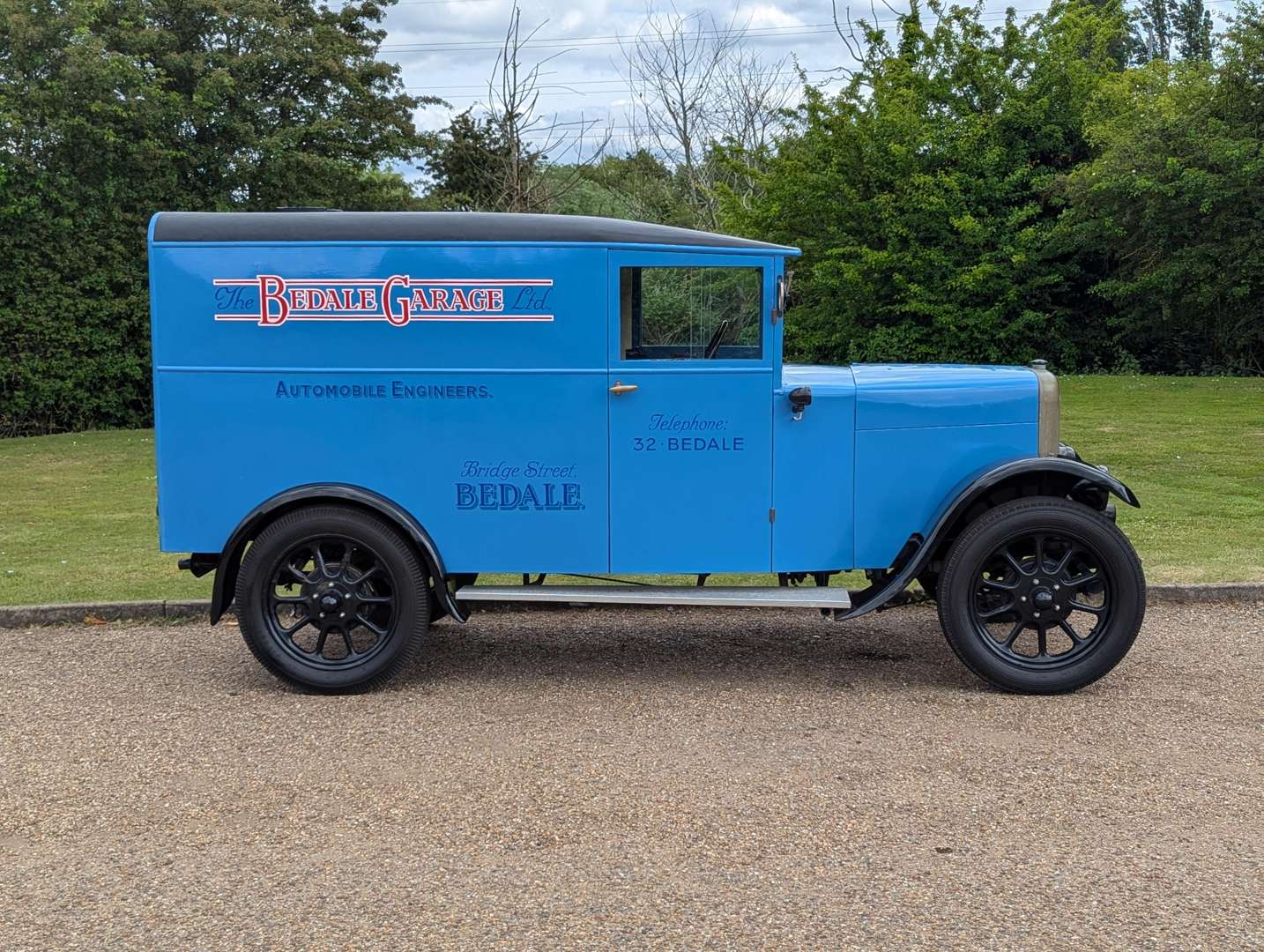 <p>1929 JOWETT VAN</p>