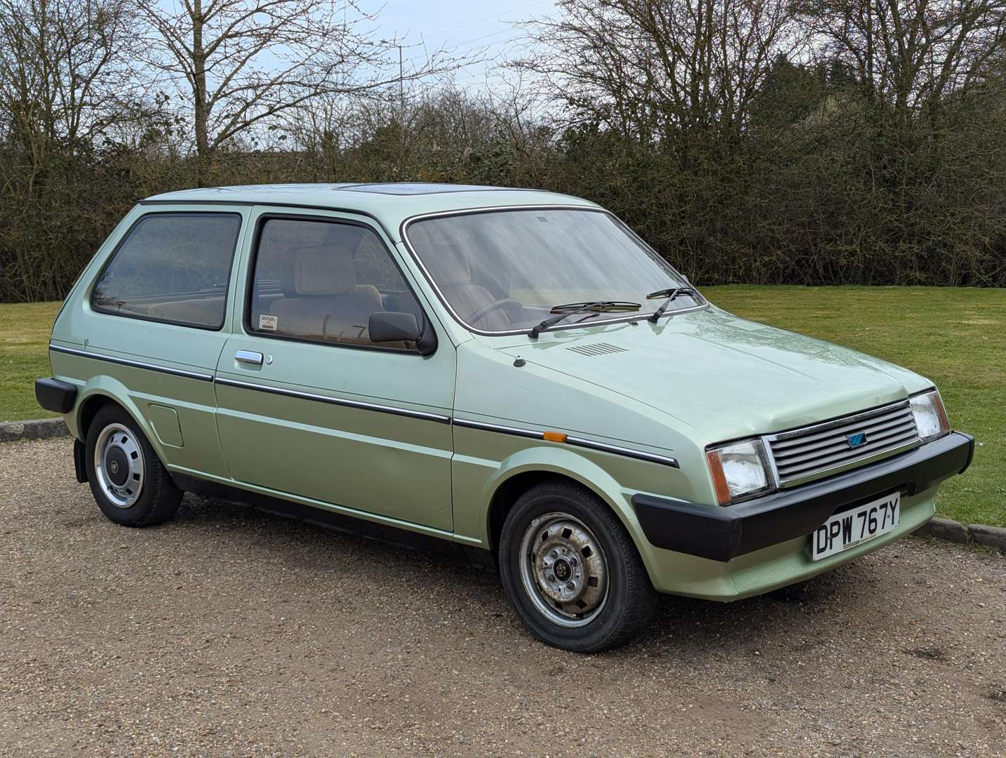 <p>1983 AUSTIN METRO V/PLAS AUTO</p>