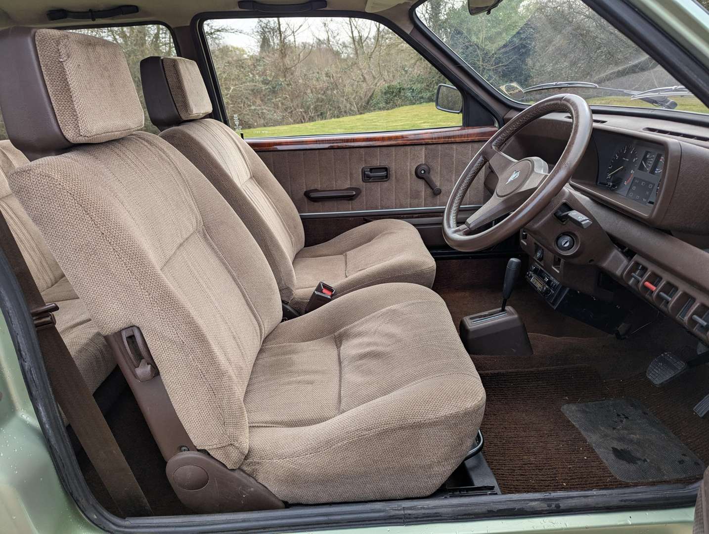 <p>1983 AUSTIN METRO V/PLAS AUTO</p>