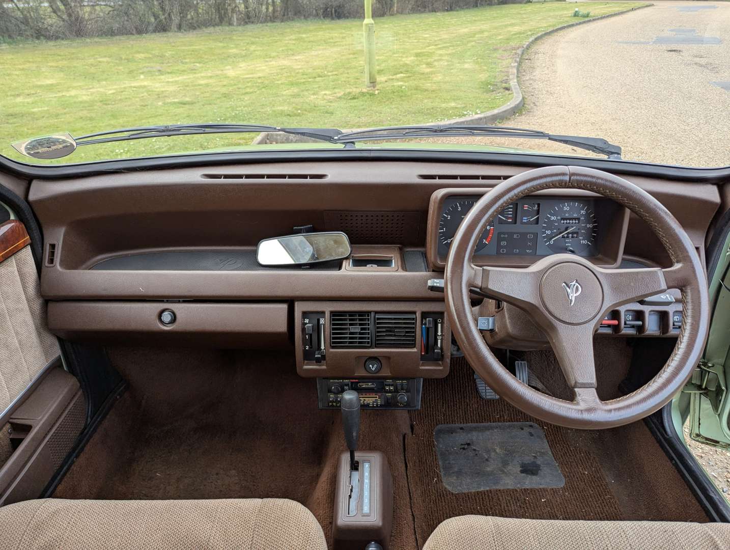 <p>1983 AUSTIN METRO V/PLAS AUTO</p>