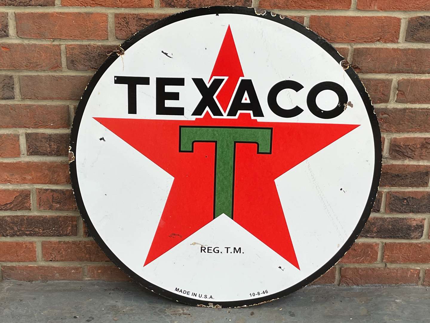 <p>Texaco Enamel Circular Sign</p>