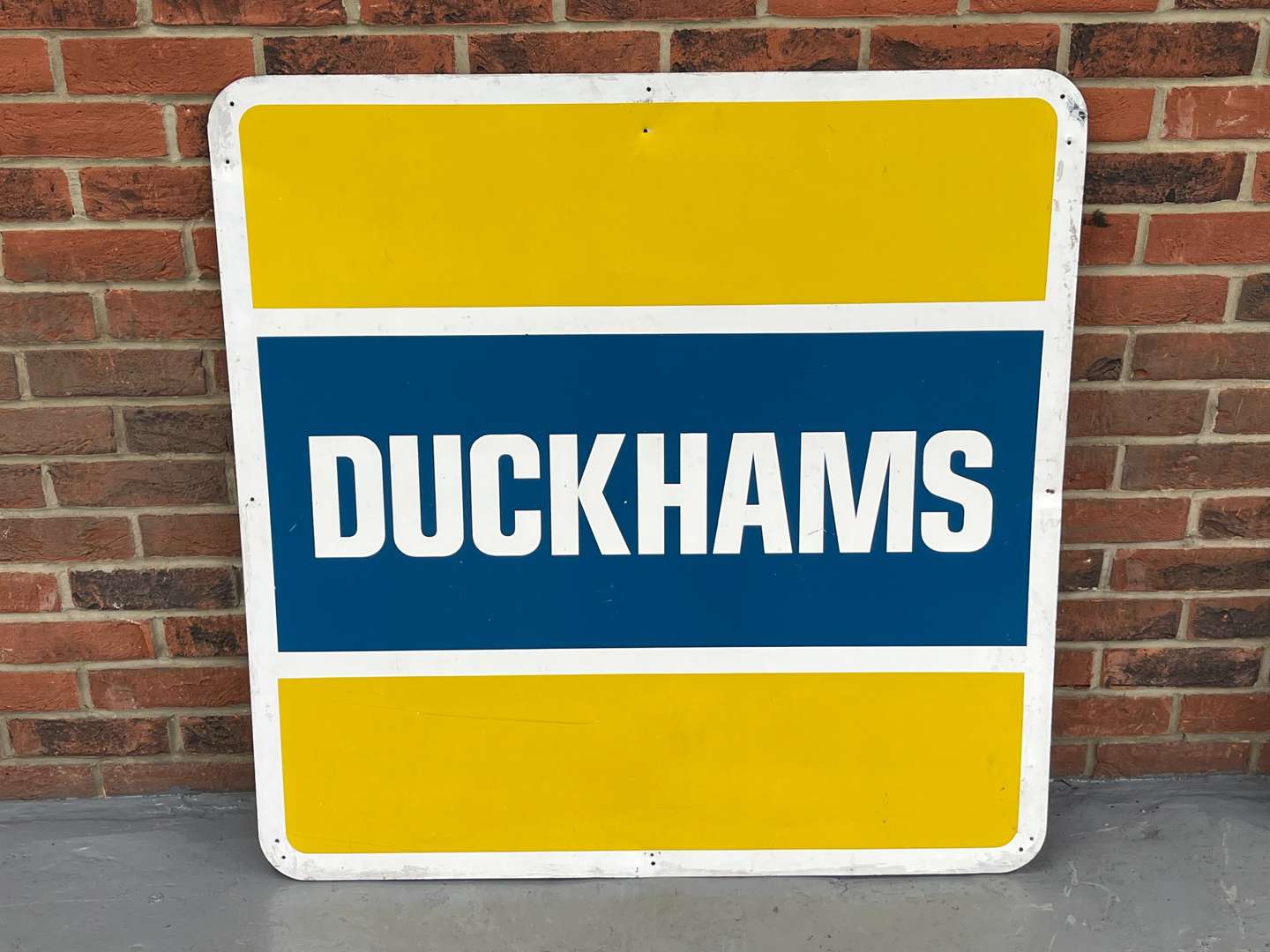 <p>Duckhams Service Aluminium Signs</p>