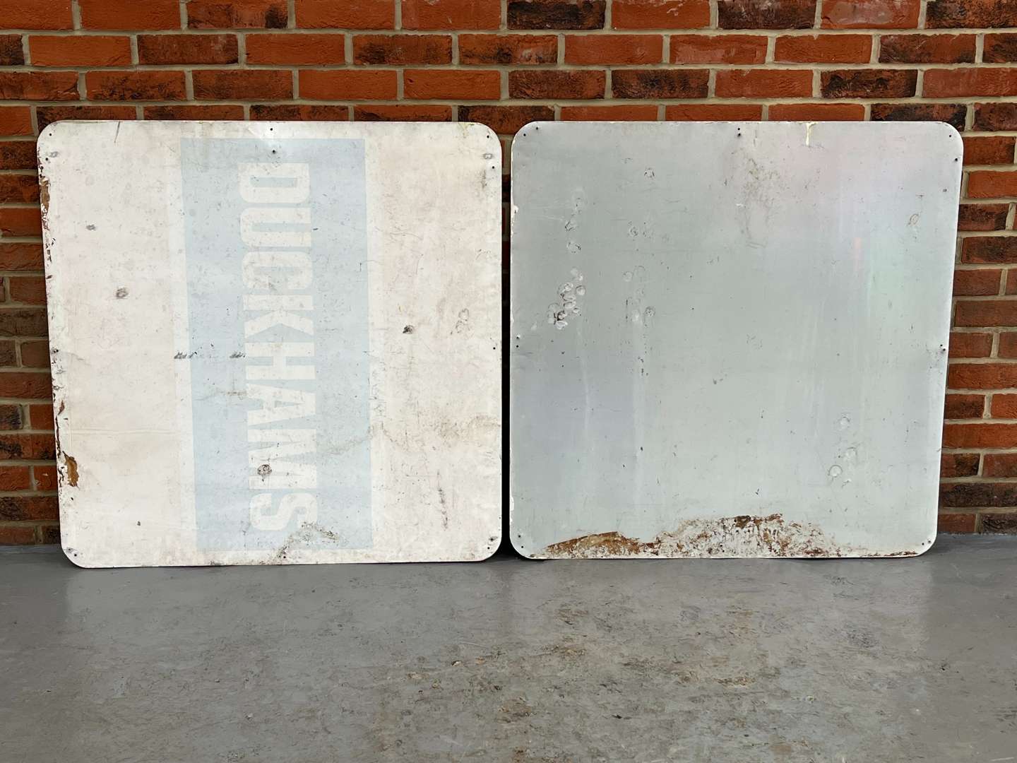 <p>Duckhams Service Aluminium Signs</p>