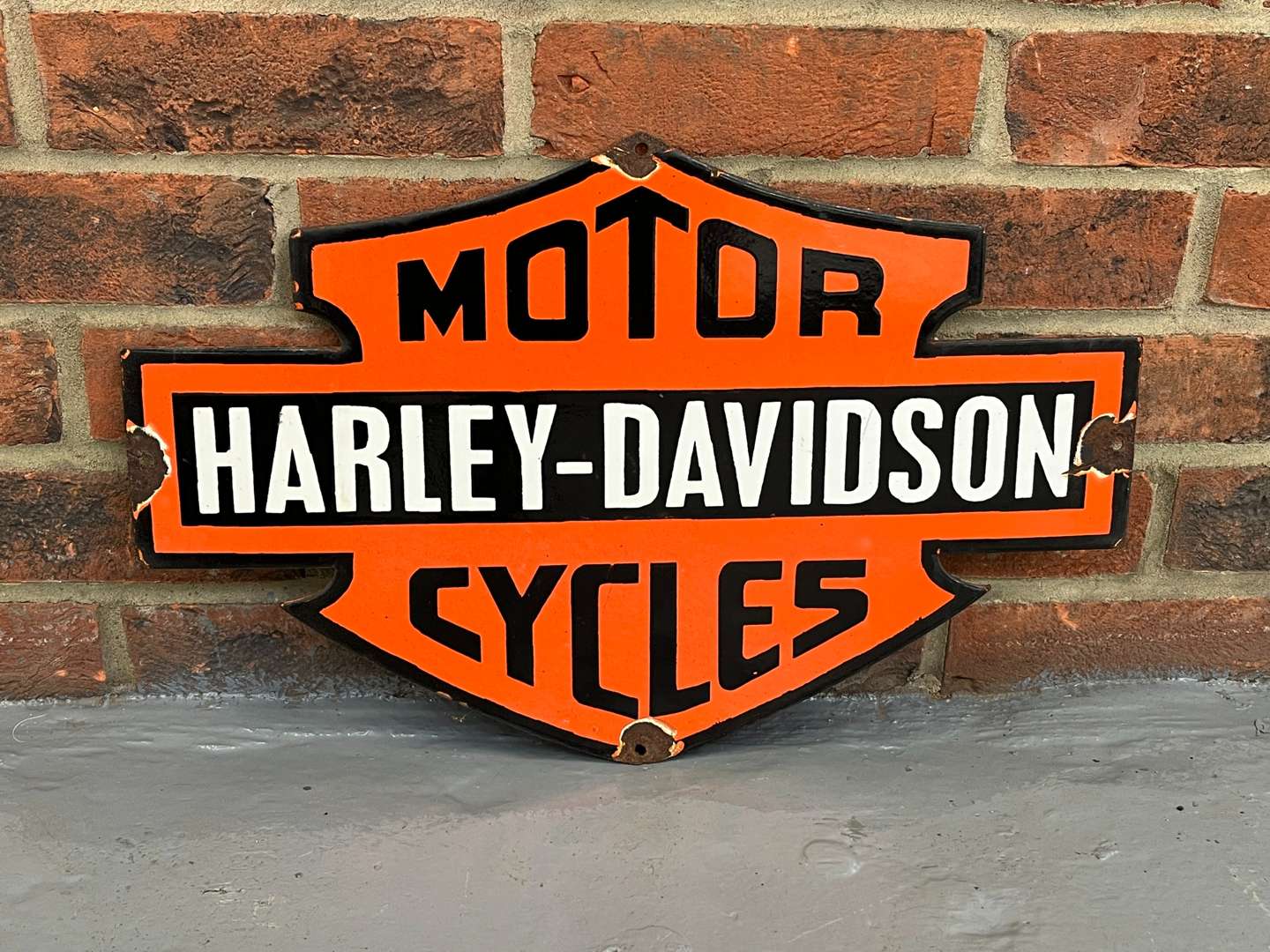 <p>Harley-Davidson Motorcycles Enamel Sign&nbsp;</p>