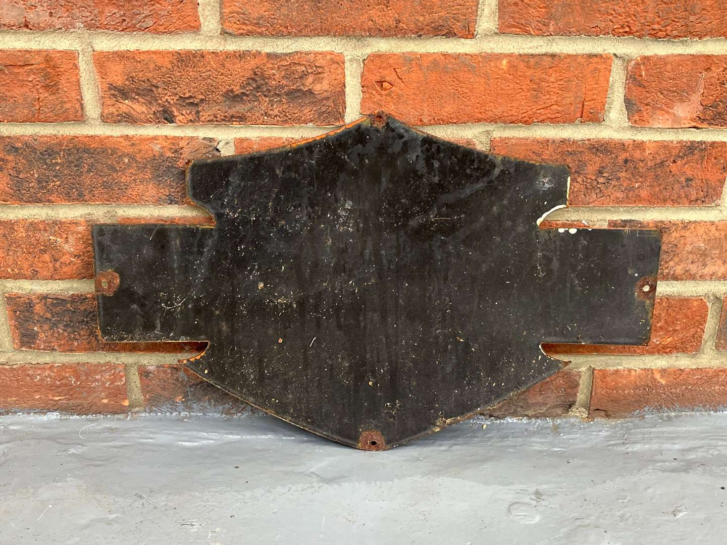 <p>Harley-Davidson Motorcycles Enamel Sign&nbsp;</p>