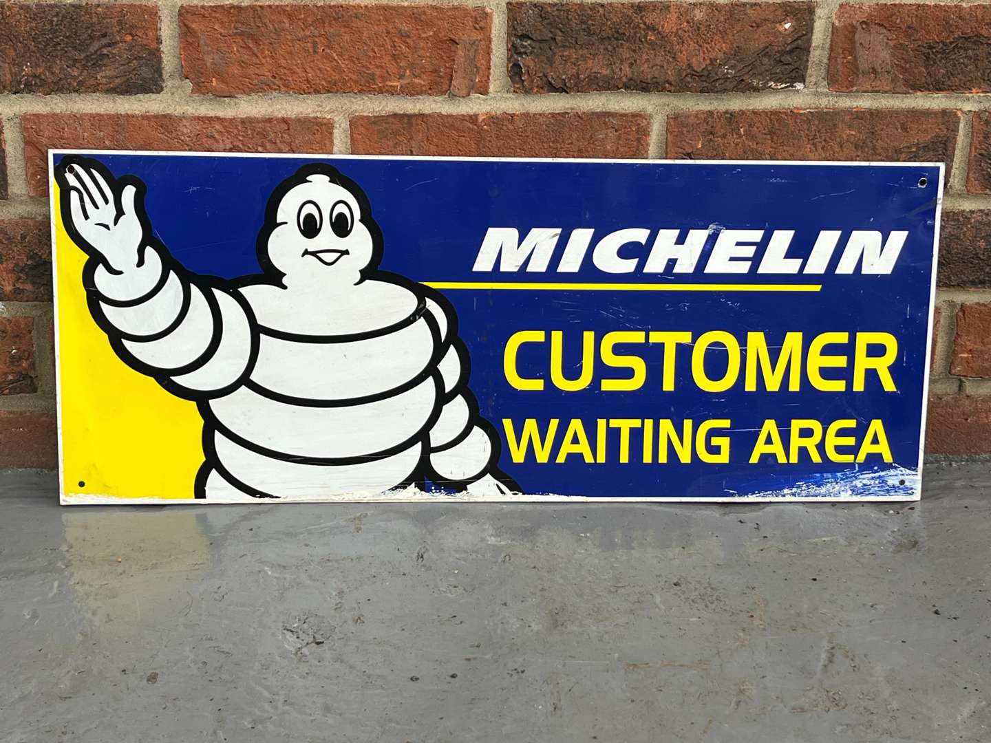 <p>Michelin Customer Waiting Area Aluminium Sign</p>