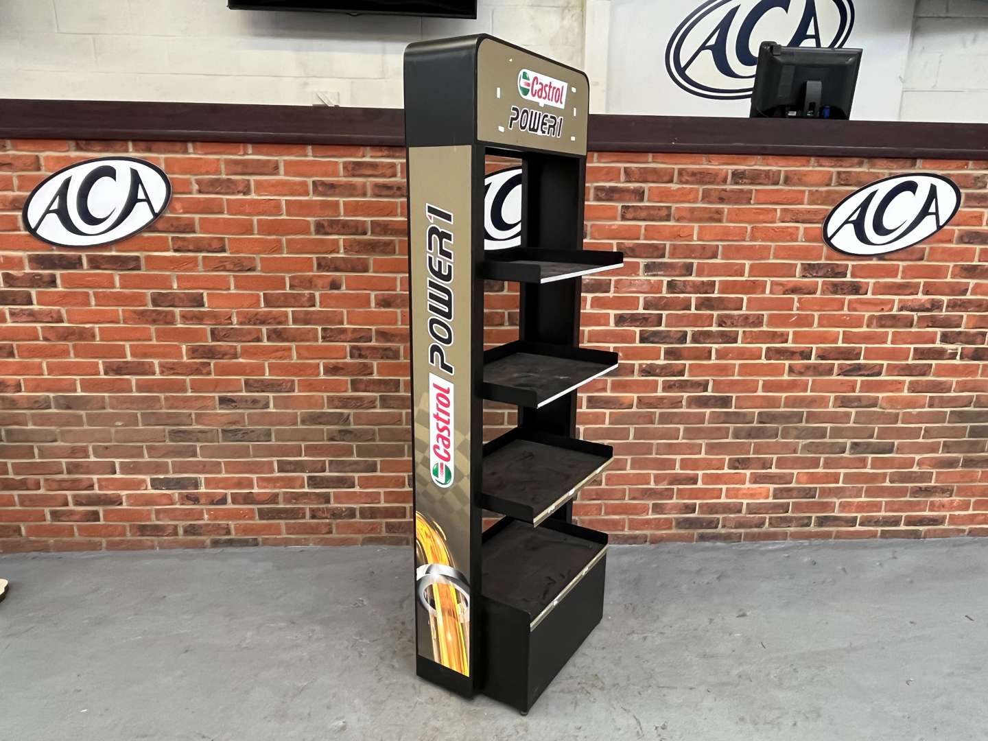 <p>Castrol Power 1 Oil Display Stand&nbsp;</p>