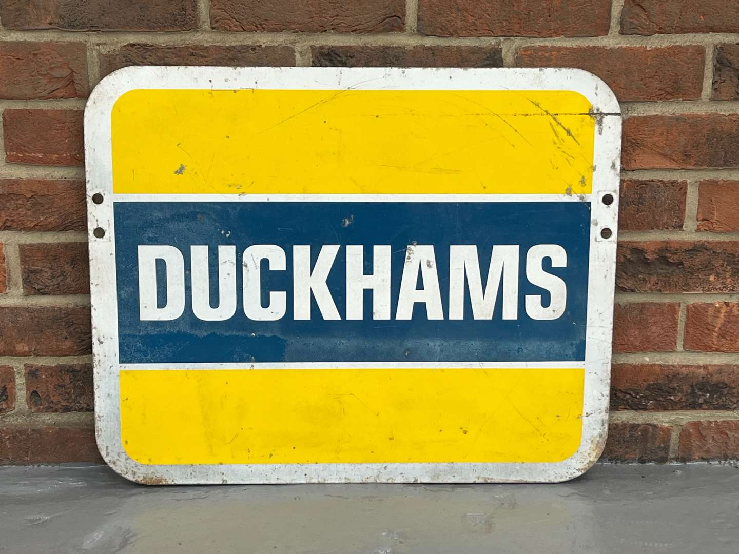 <p>Duckhams Aluminum Sign&nbsp;</p>