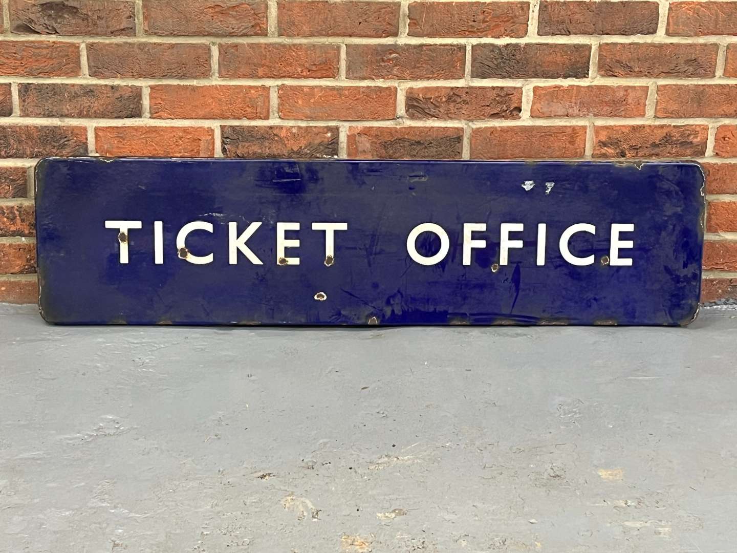 <p>Ticket Office Enamel Railway Sign</p>