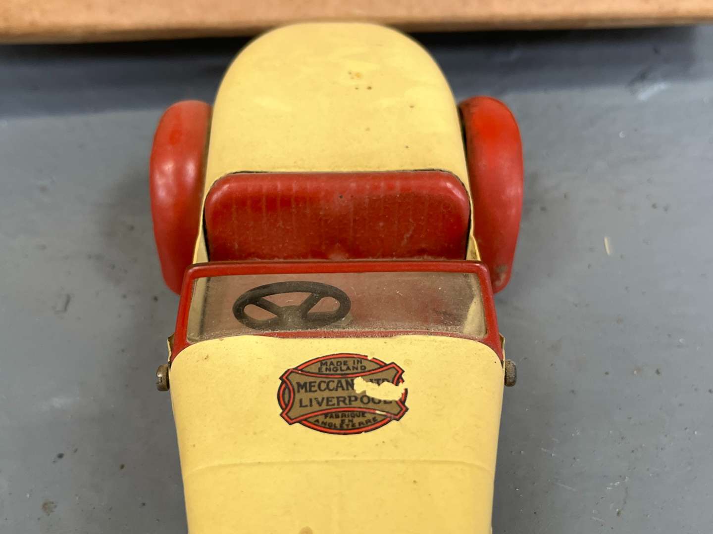 <p>Meccano Tin Plate Car</p>