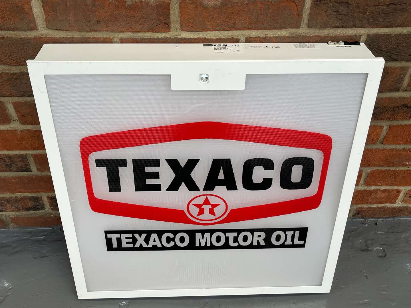 <p>Texaco Motor Oils Modern Light Box</p>