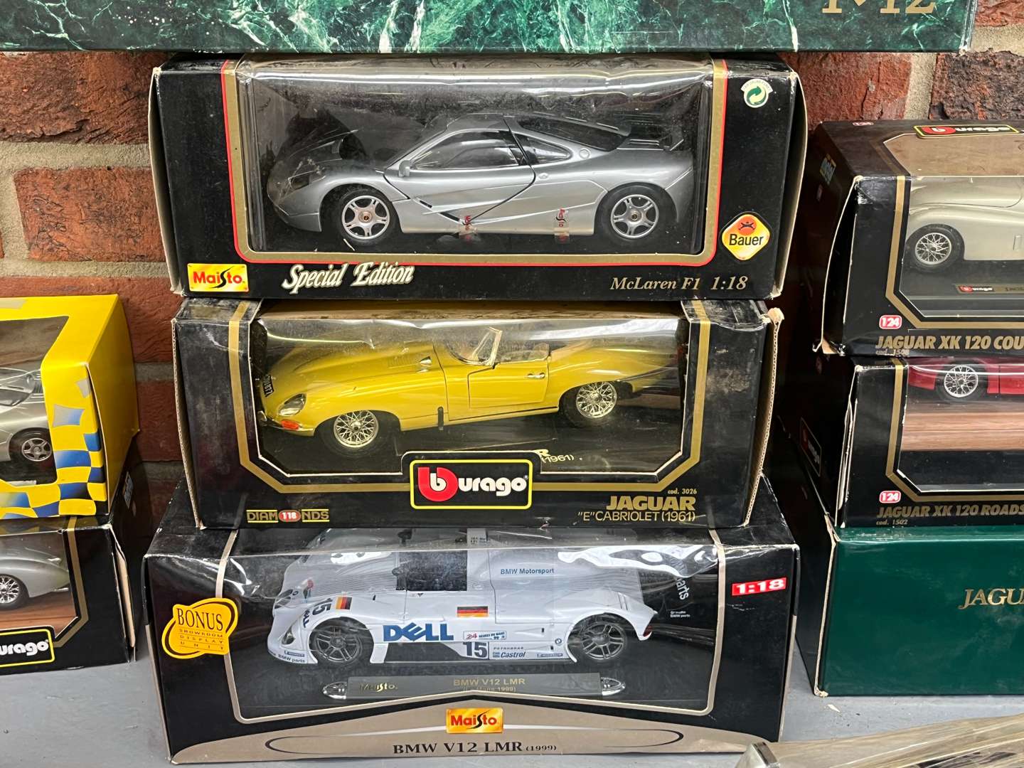 <p>Burago Boxed 1:12 Scale Model Cars</p>