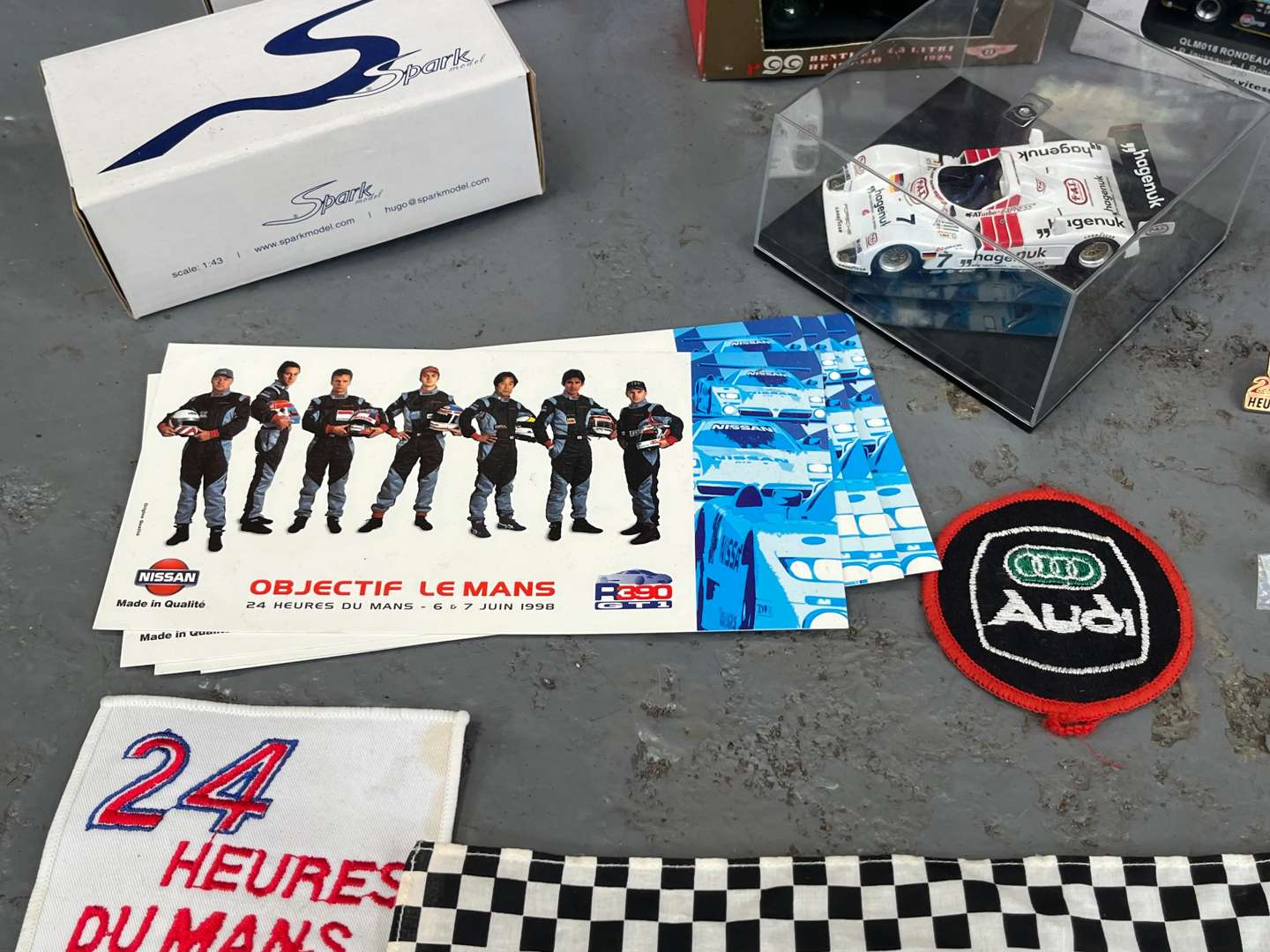<p>Quantity of Boxed Die Cast Model Cars</p>