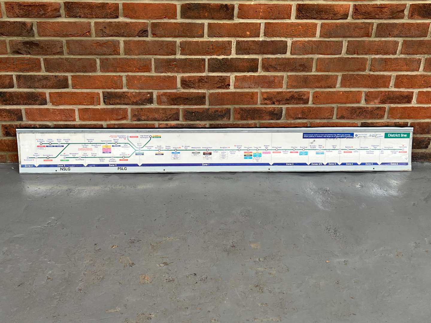 <p>District Line London Underground Map</p>