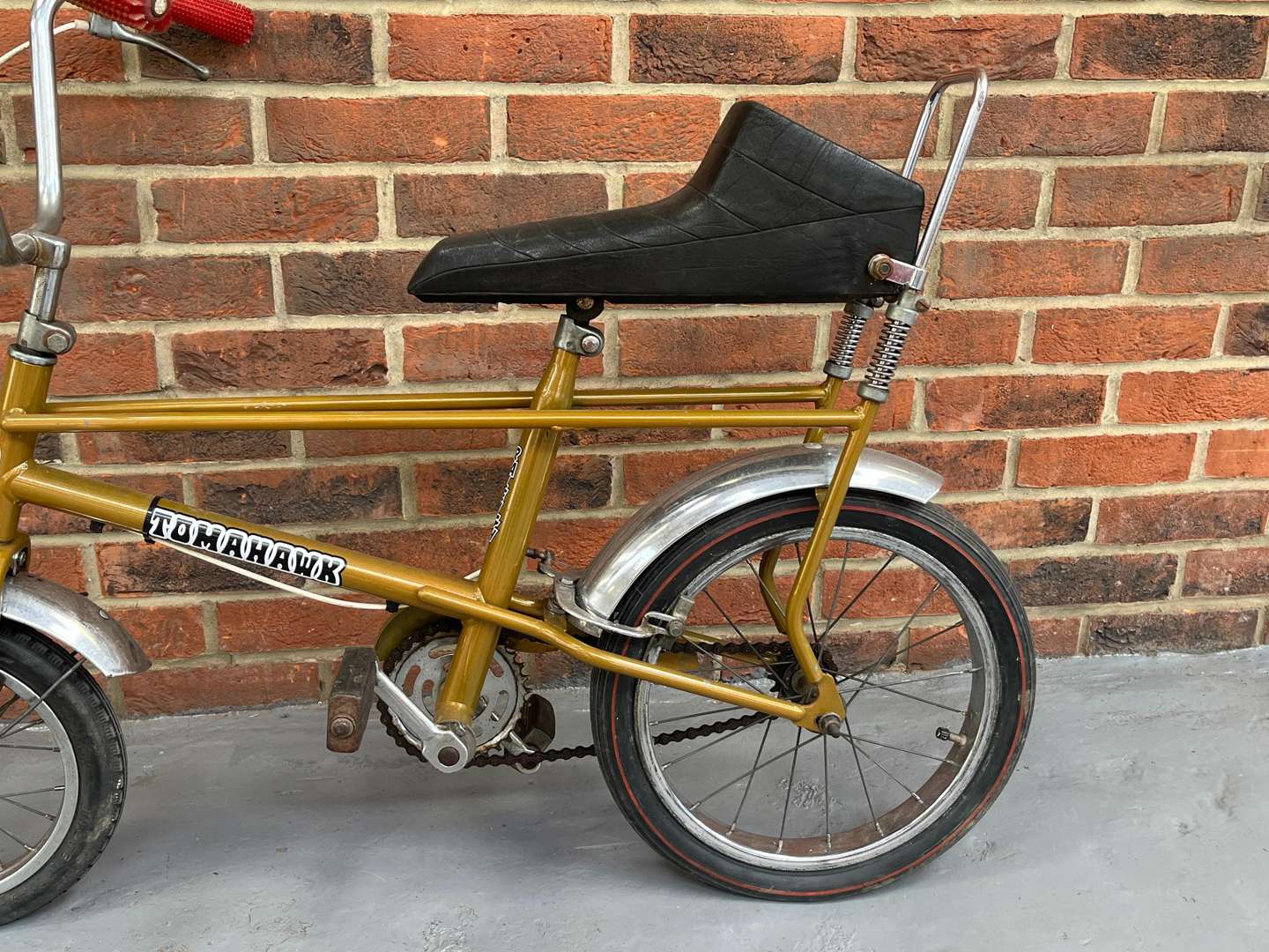 <p>Raleigh Tomahawk Childs Bicycle</p>