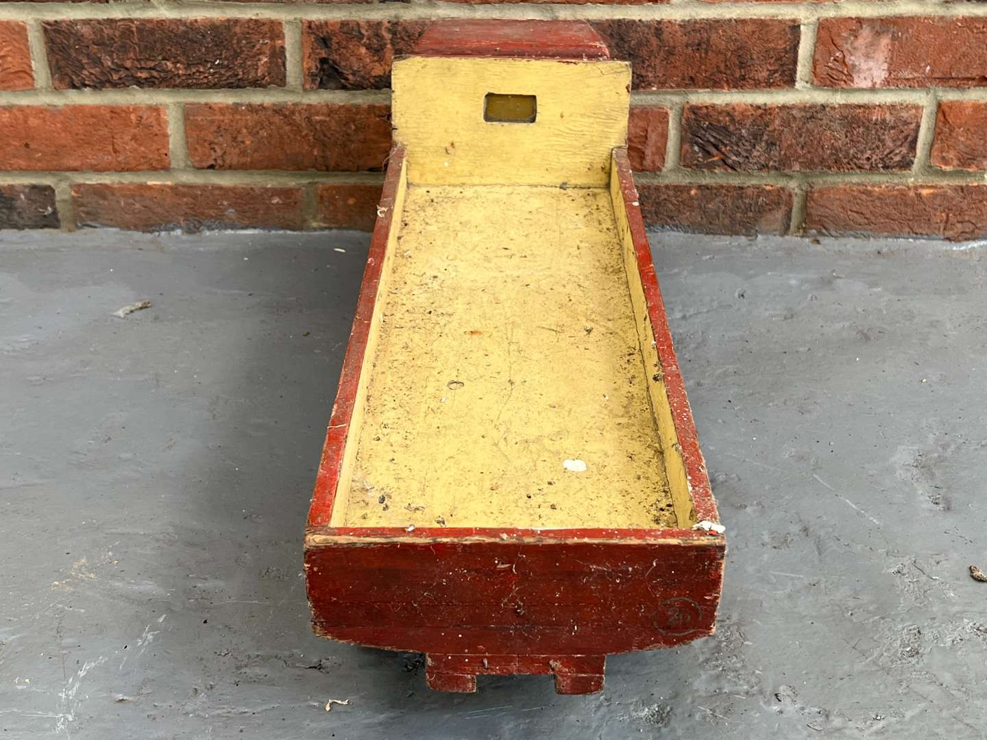 <p>Vintage Wooden Made Lorry</p>