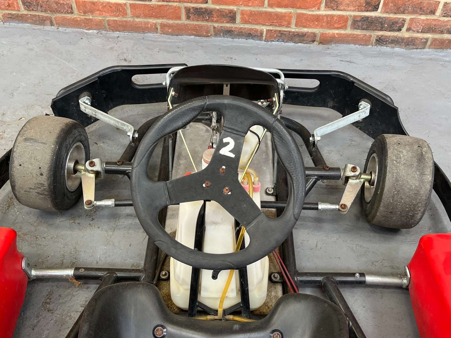 <p>Honda Twin Engine 4-Stroke Go-Kart</p>