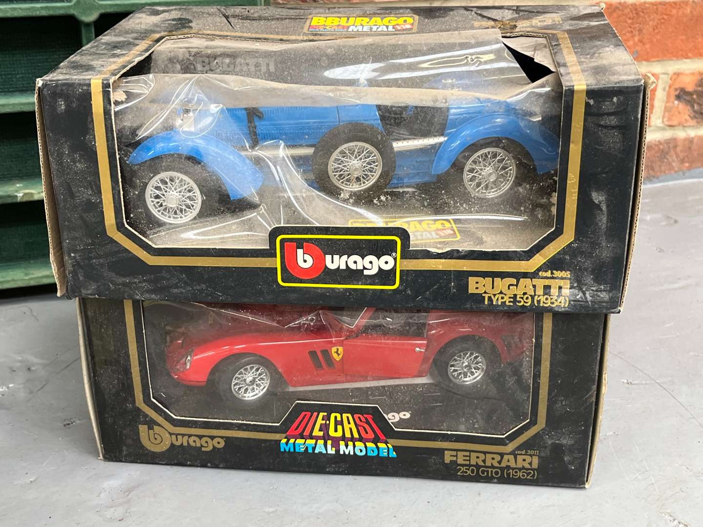<p>Mixed Lot Of Die Cast Model Cars</p>