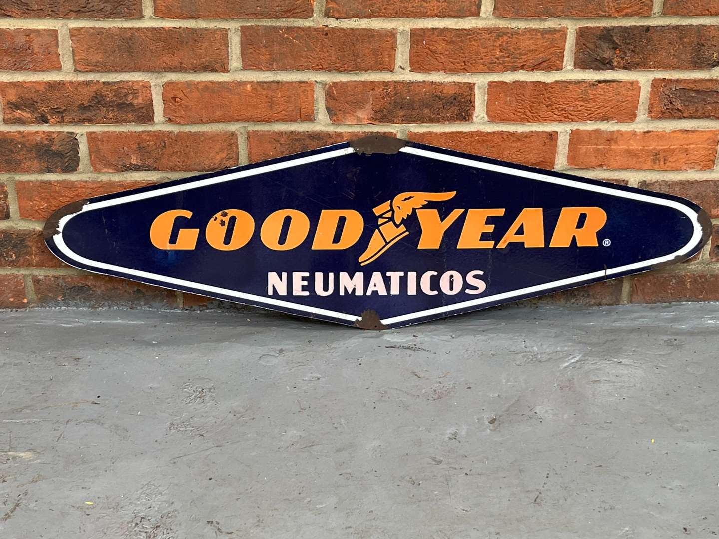 <p>Goodyear Neumaticos Metal Sign</p>