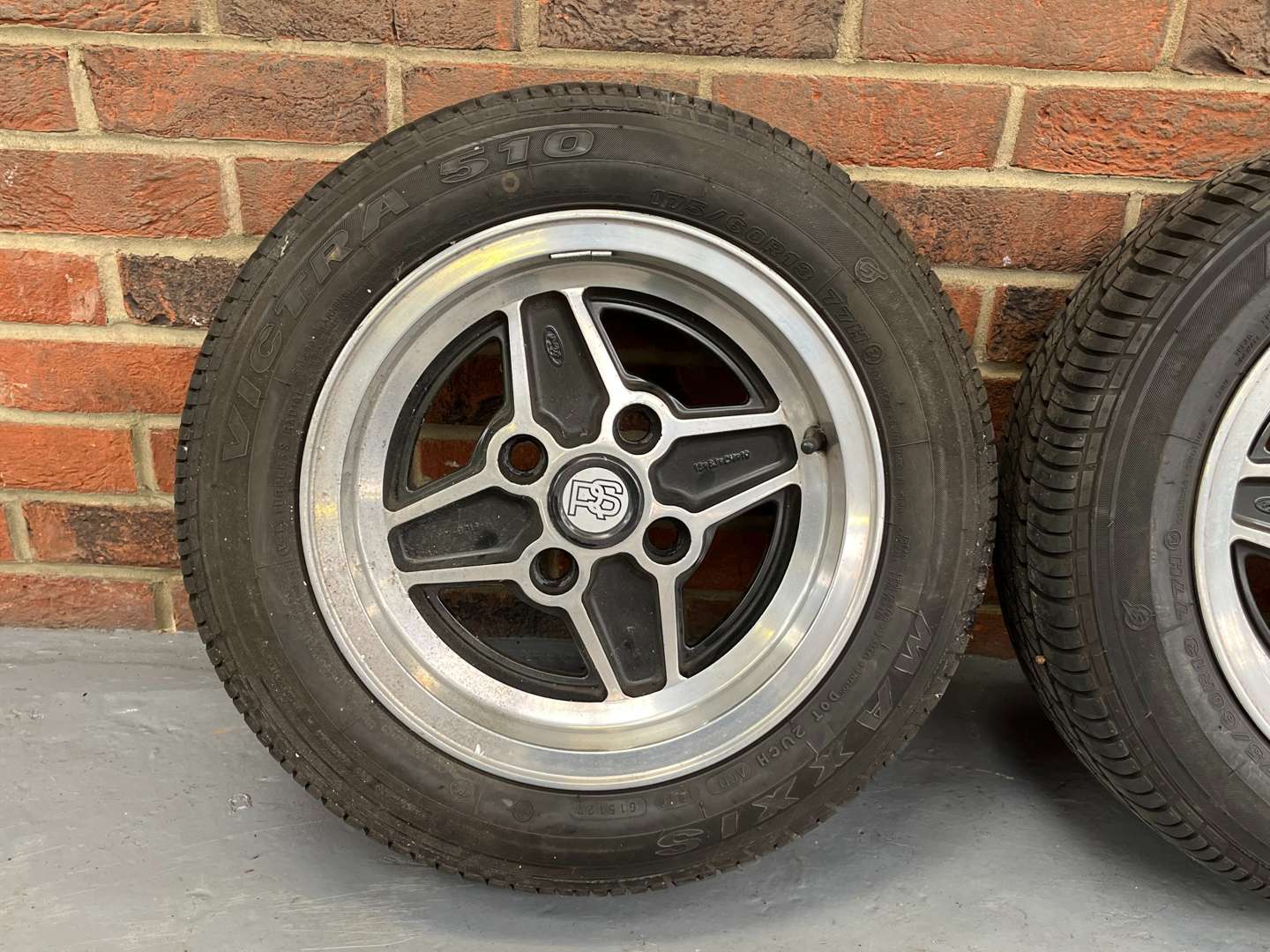 <p>Set of Four Ford Escort RS200 Alloy Wheels</p>
