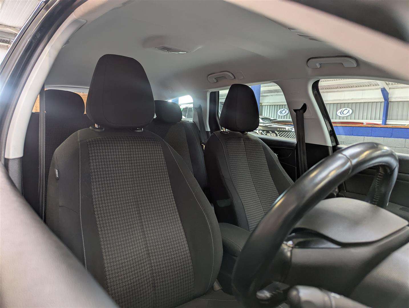 <p>2020 PEUGEOT 308 ACTIVE SW BLUEHDI S/S</p>