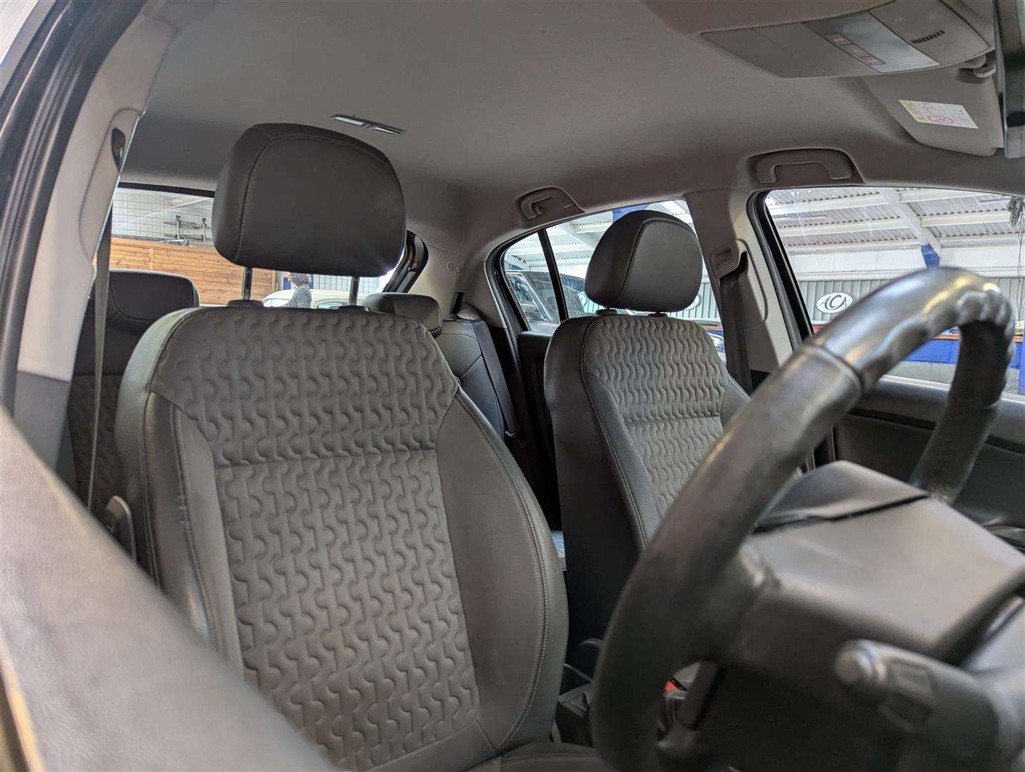 <p>2014 VAUXHALL CORSA SE</p>