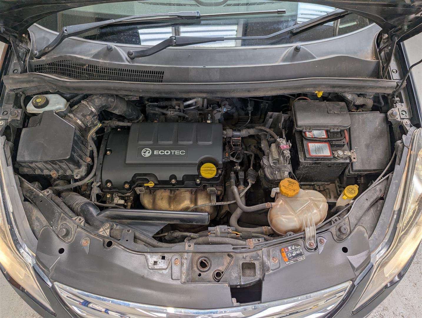 <p>2014 VAUXHALL CORSA SE</p>