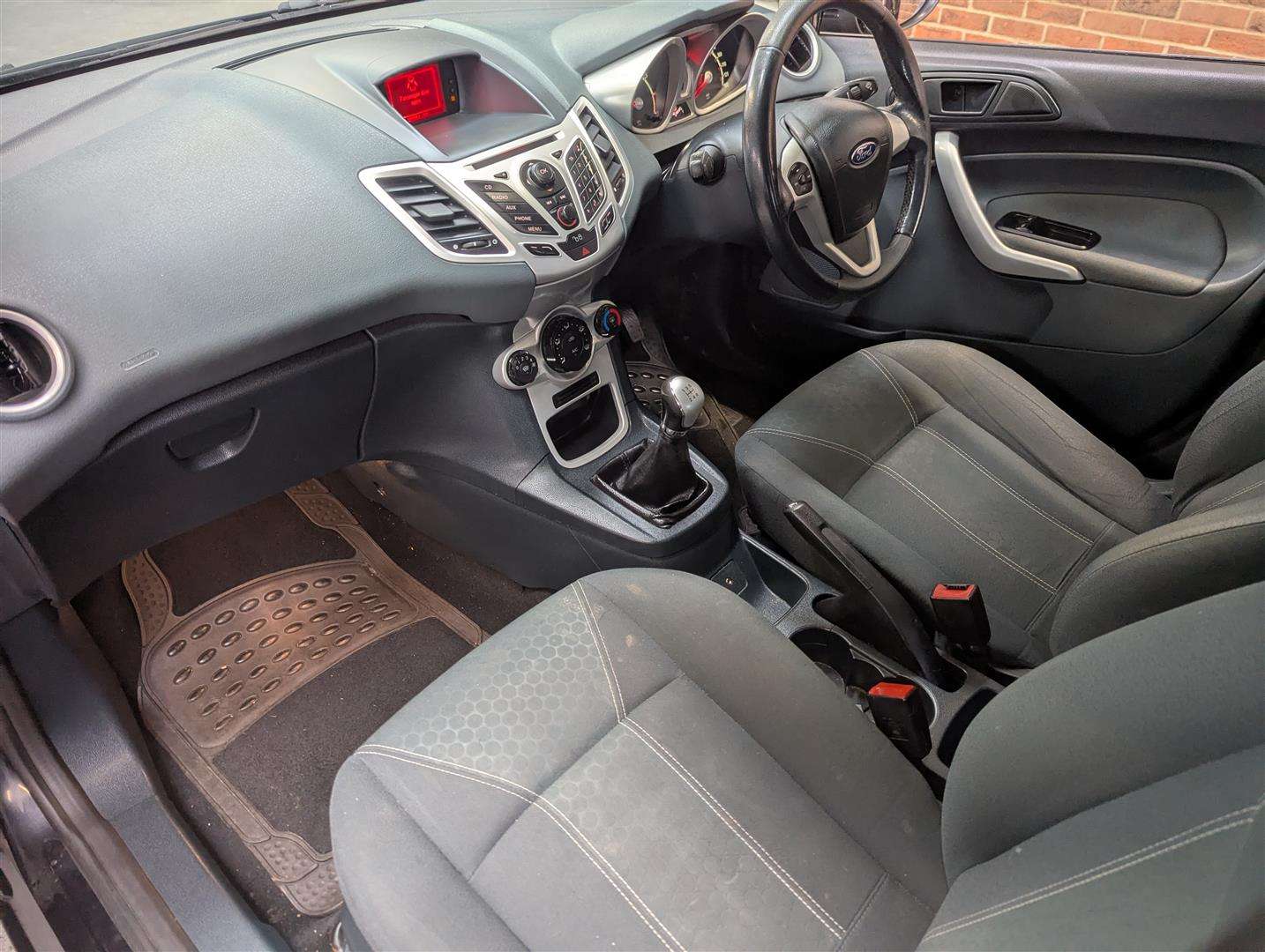 <p>2008 FORD FIESTA **SOLD</p>