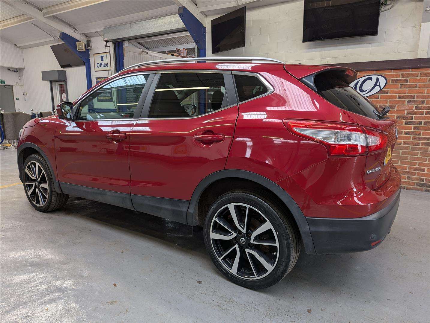 <p>2015 NISSAN QASHQAI TEKNA DCI</p>