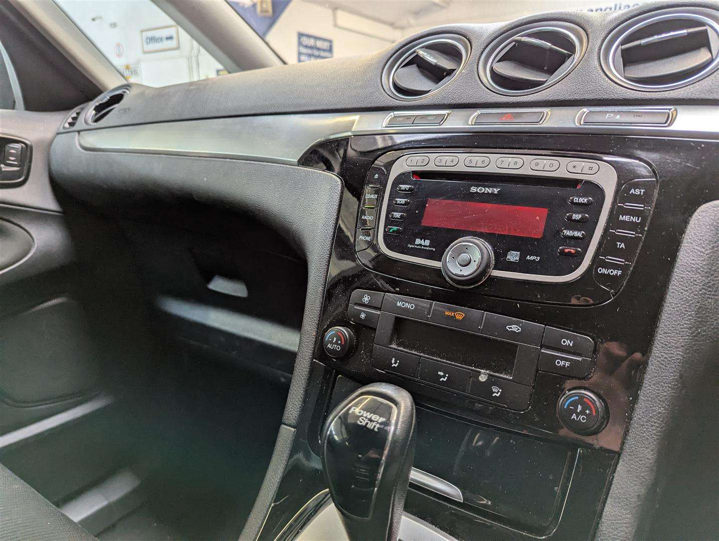 <p>2014 FORD S-MAX TITANIUM TDCI 138 AUTO</p>