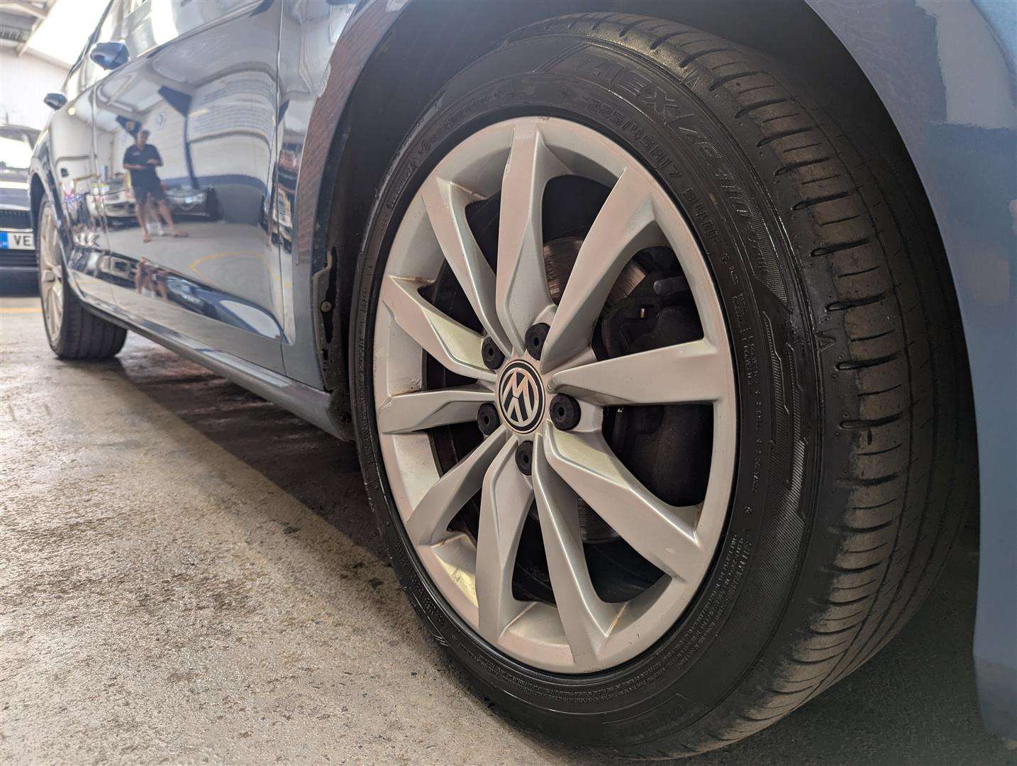 <p>2015 VOLKSWAGEN GOLF GT BLUEMOTION TECH T</p>