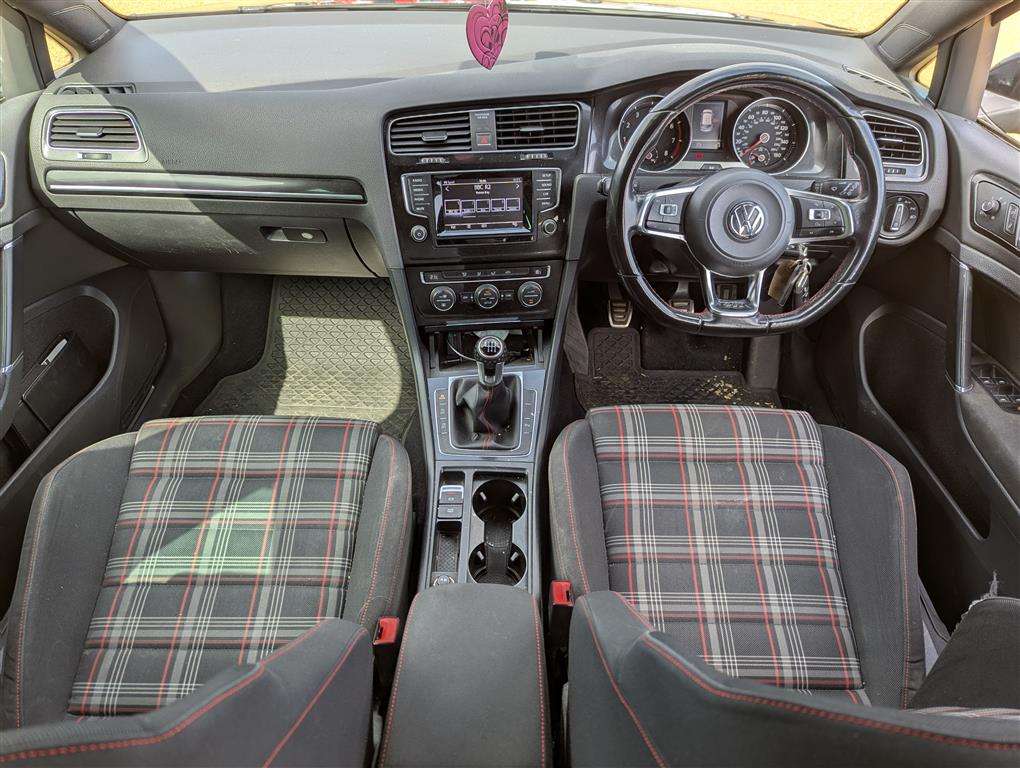 <p>2013 VOLKSWAGEN GOLF GTI</p>