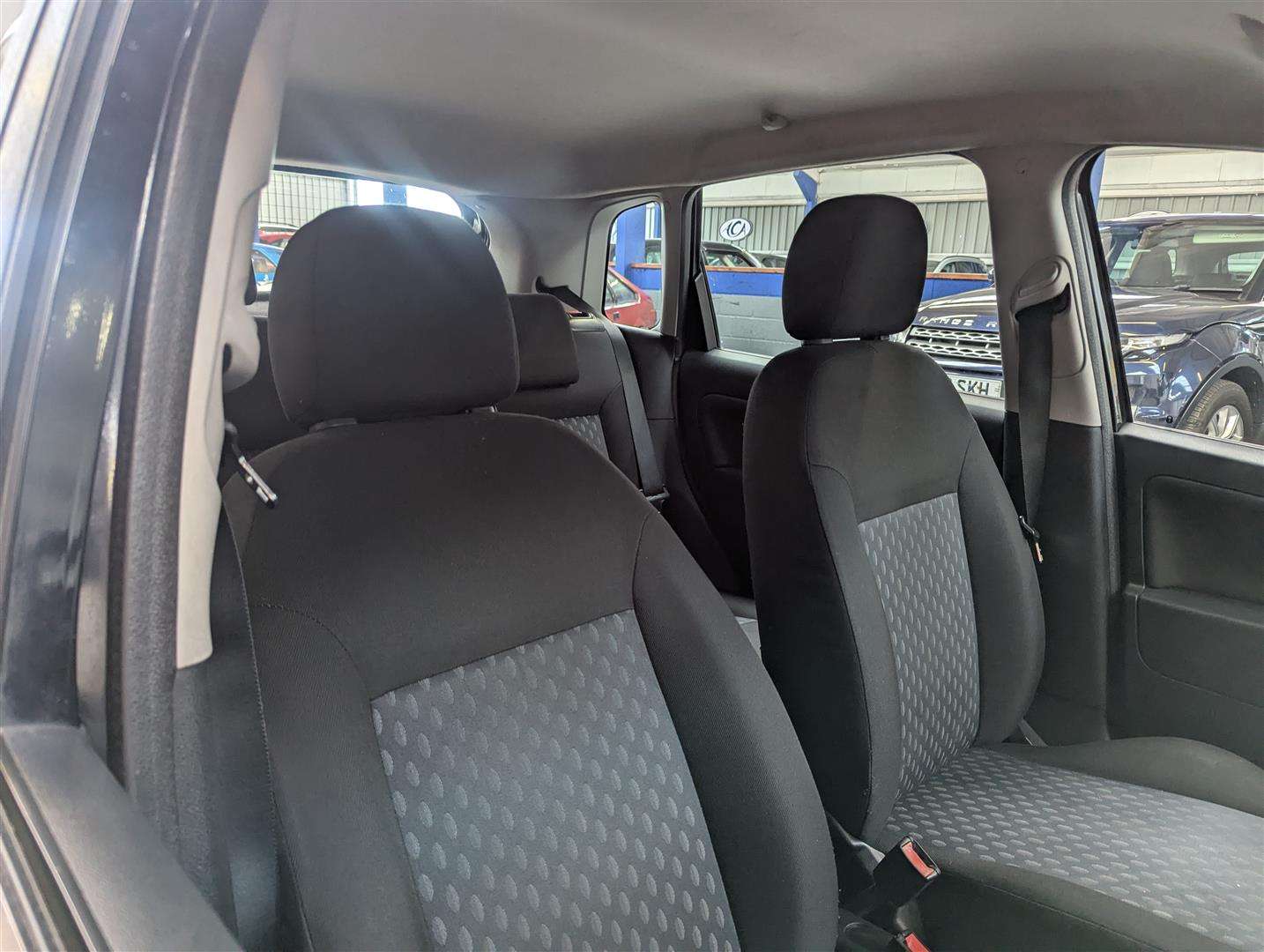 <p>2005 FORD FIESTA ZETEC</p>