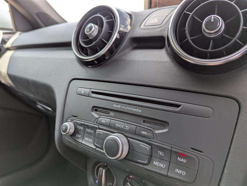 <p>2013 AUDI A1 S LINE TFSI</p>