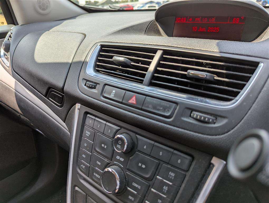 <p>2016 VAUXHALL MOKKA EXCLUSIV CDTI ECOFL</p>