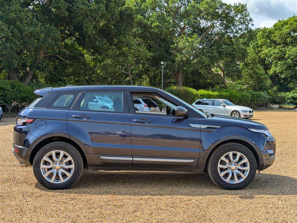<p>2014 LAND ROVER RANGE ROVER EVOQUE PURE T</p>