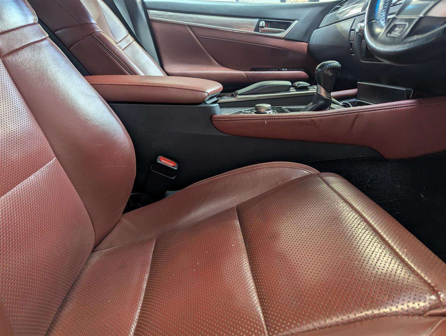 <p>2013 LEXUS GS 300H F SPORT CVT</p>