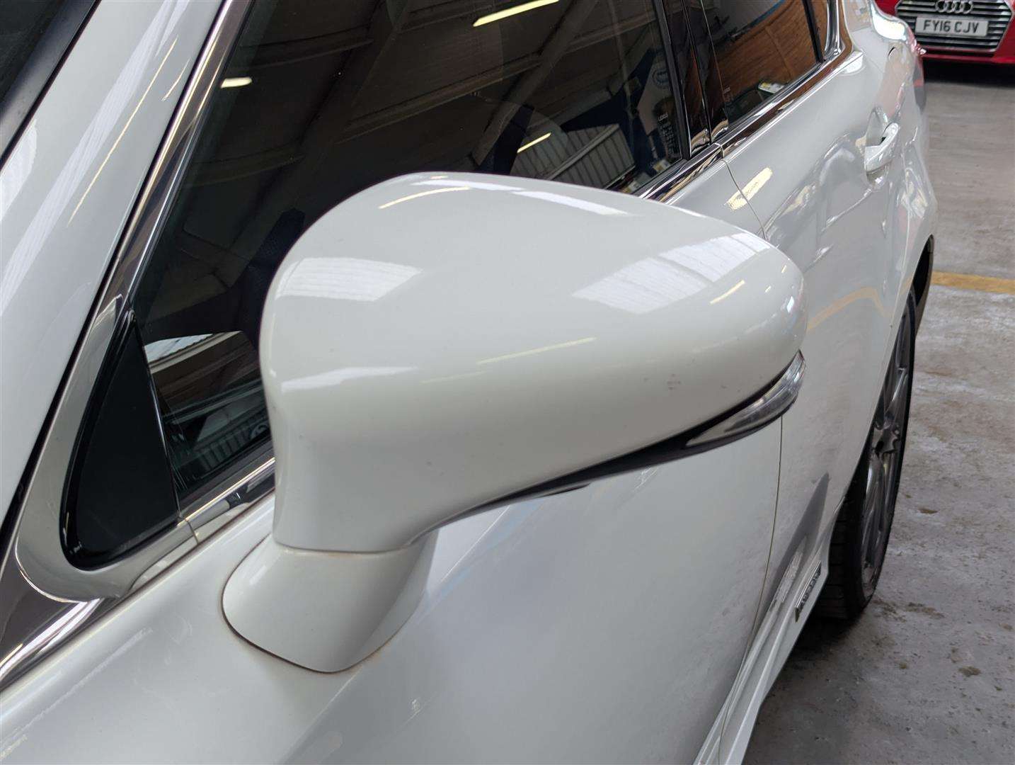 <p>2013 LEXUS GS 300H F SPORT CVT</p>