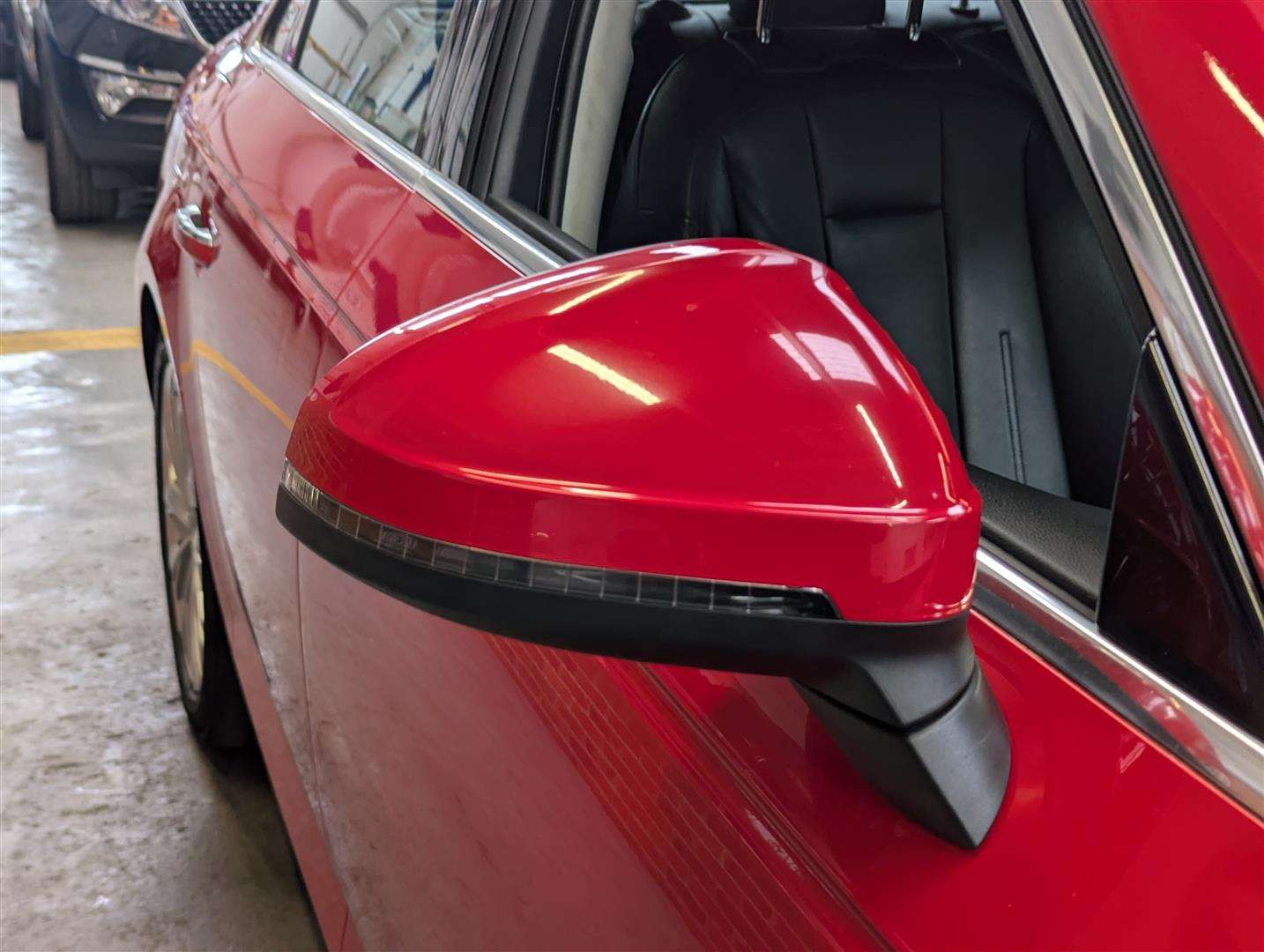 <p>2016 AUDI A4 SE ULTRA TDI S-A</p>