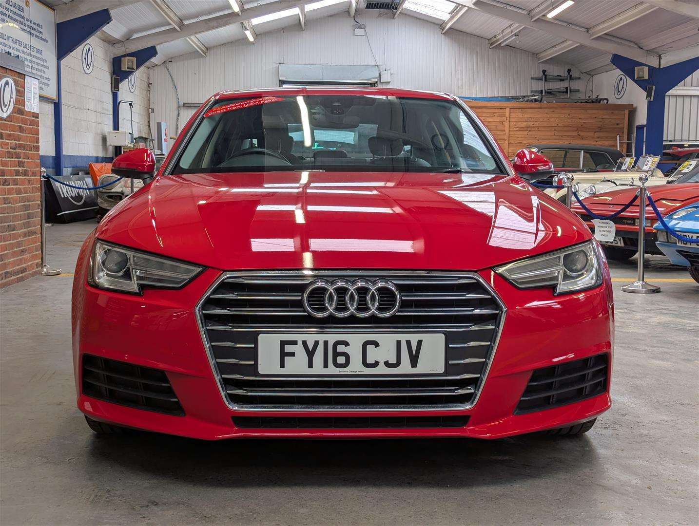 <p>2016 AUDI A4 SE ULTRA TDI S-A</p>