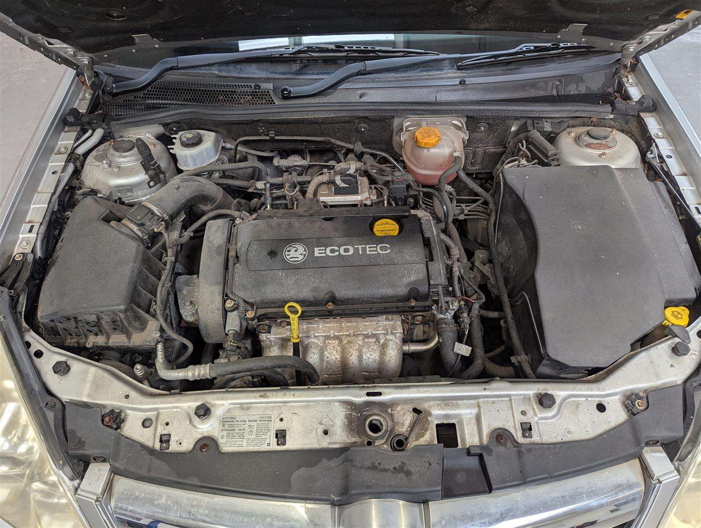 <p>2008 VAUXHALL VECTRA LIFE</p>