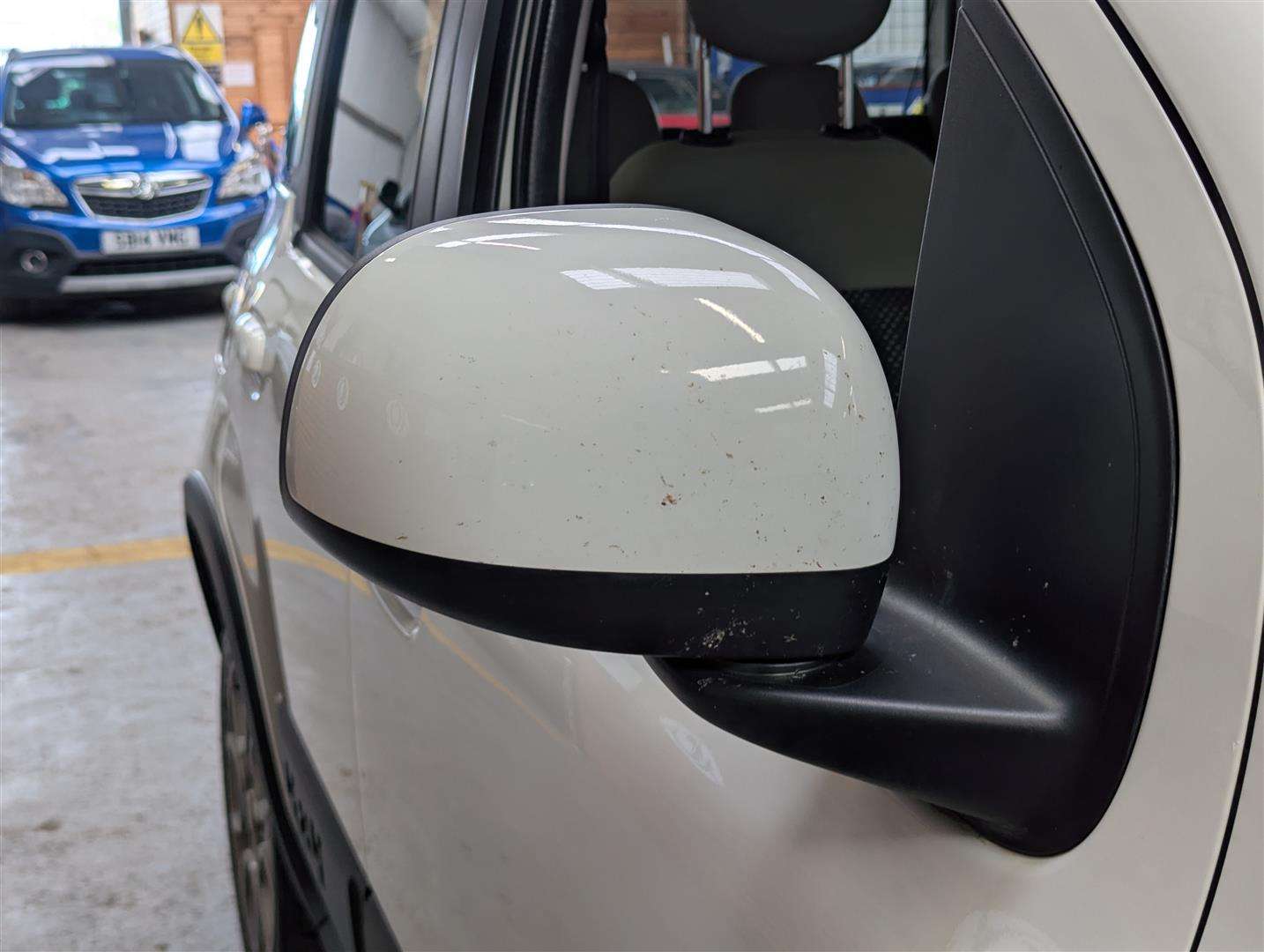 <p>2013 FIAT PANDA TWINAIR 4X4</p>