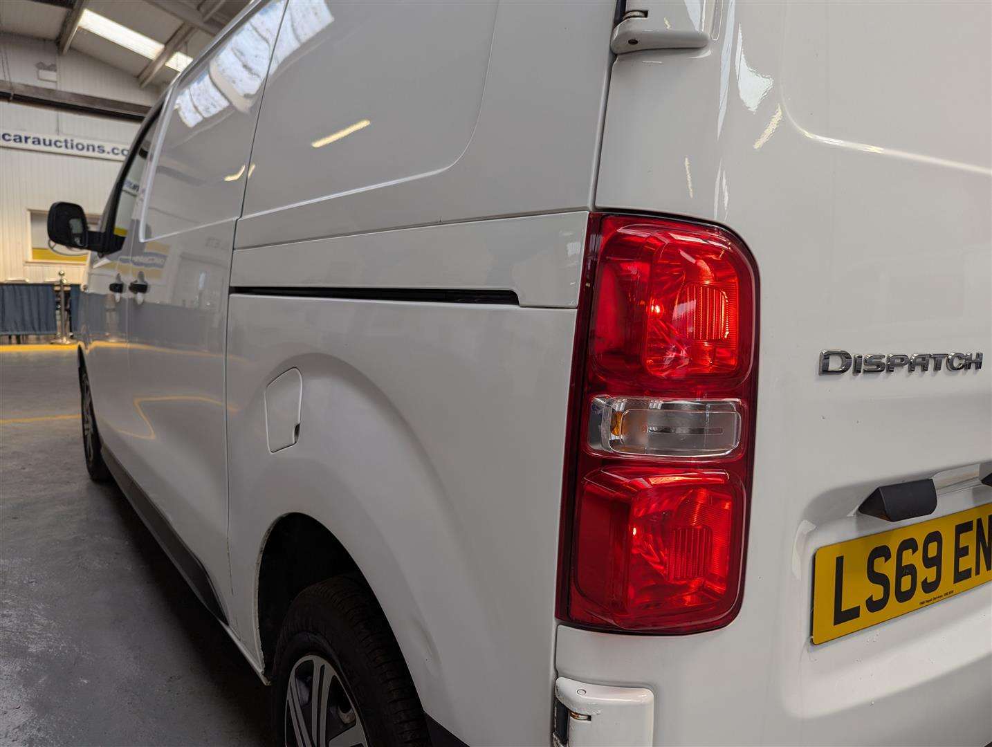 <p>2019 CITROEN DISPATCH 1400 EN-PRISE BH</p>
