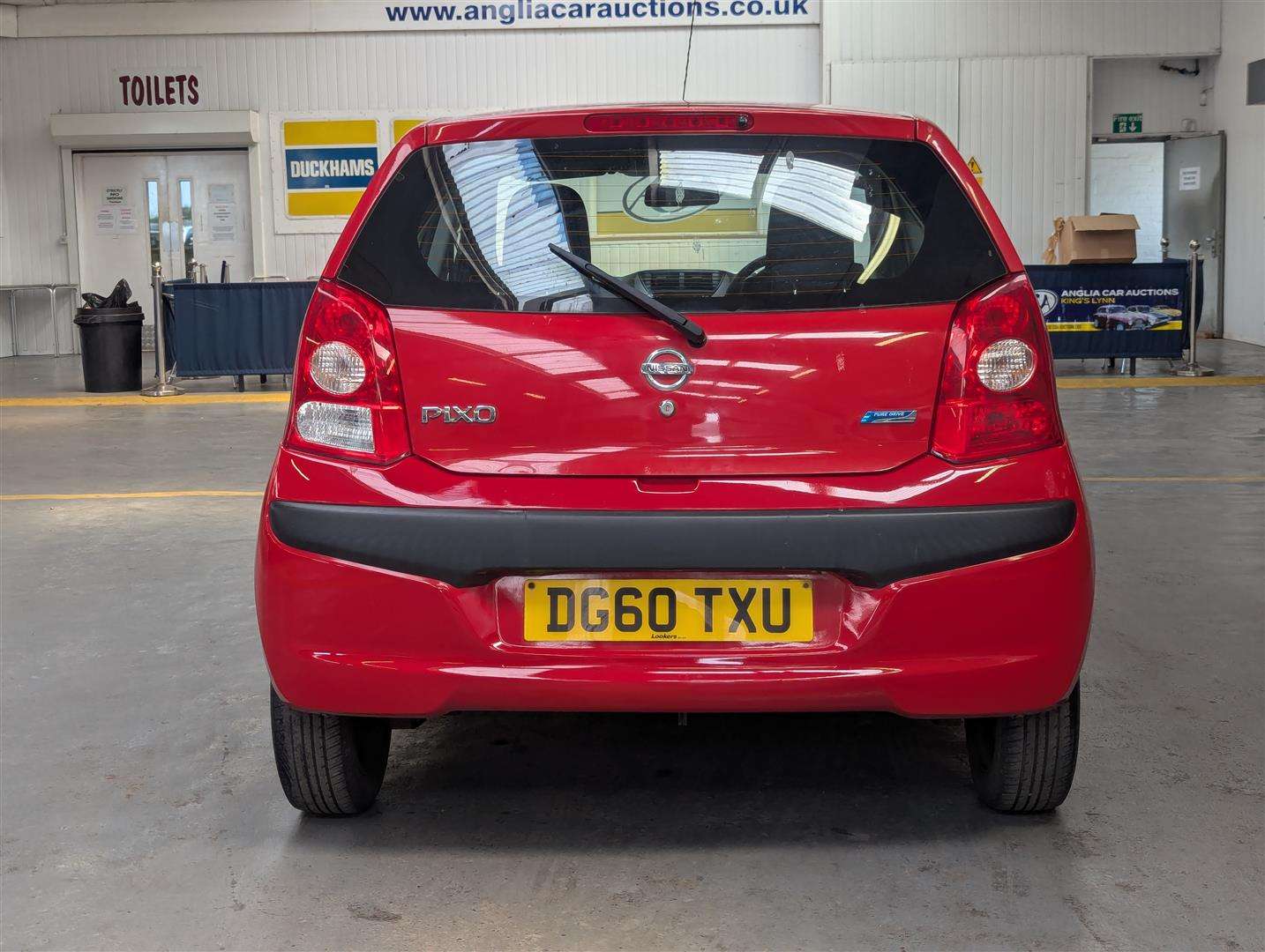 <p>2010 NISSAN PIXO N-TEC</p>
